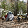 74-Mon nouvel emblacement de camping au bord de la rivière